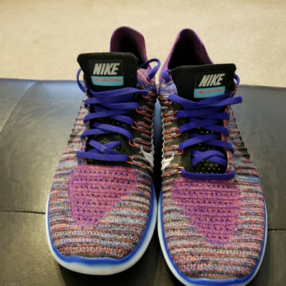 Nike Free Flyknits